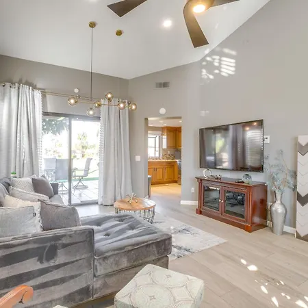 Palm Desert Resort Home With Golf And Mountain Views!